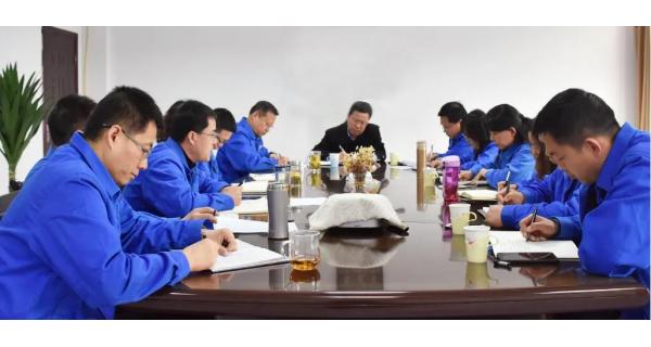 長嶺電氣黨委書記、董事長趙剛強到紡電公司調(diào)研時強調(diào) 盤活有效資產(chǎn) 深化改革改制